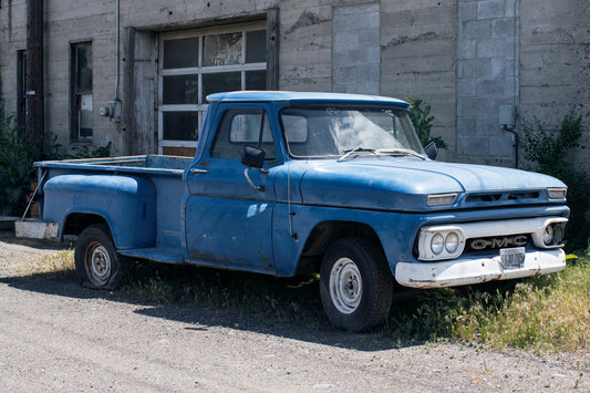 Guide to Replacing the Door on a 1965 GMC Stepside Pickup